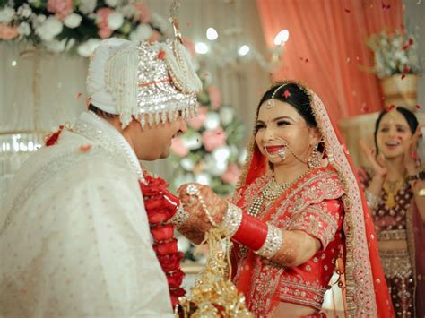 Devanshi and Deepak's wedding in Zirakpur, Chandigarh - WeddingWire.in