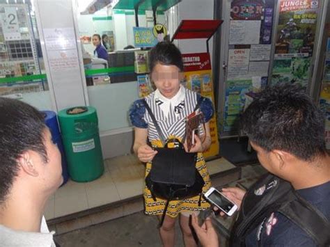 中国女游客在泰被偷2000元 小偷诱骗其展示人民币_央广网