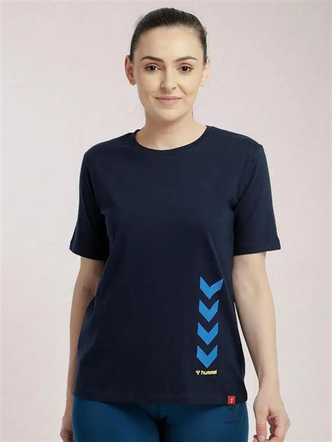 Sports T-Shirts For Women Online in India - Gym, Running Tees | Hummel ...