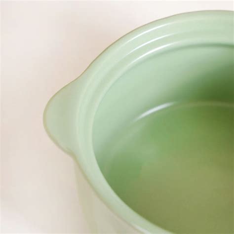 Pebble Textured Serving Bowl With Glass Lid 950ml Online - Premium ...