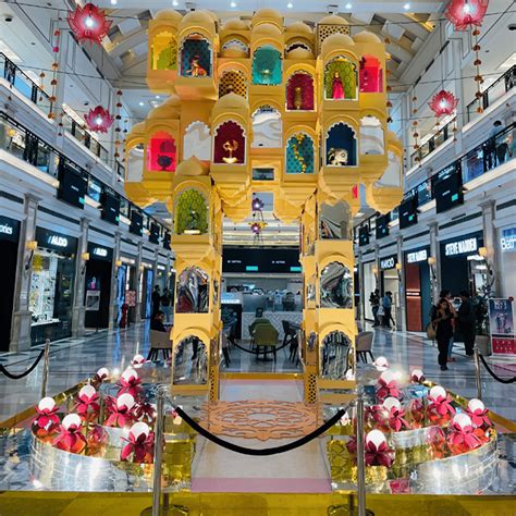 Diwali Shopping At DLF Promenade | LBB