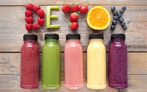 8 Delicious Detox Drinks For Healthy & Glowing Skin – SkinKraft
