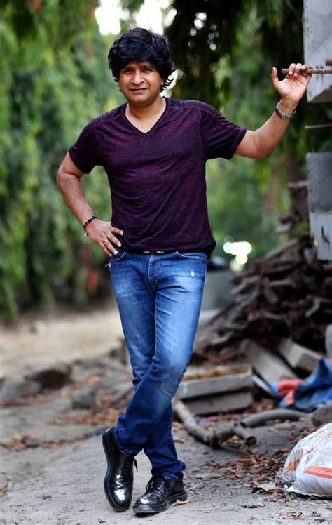 नई कार लेता हूं तो मरीन ड्राइव ज़रूर जाता हूं, वह मेरे सफ़र का अहम् ...