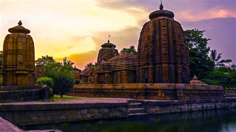 Odisha Tourism : History, Culture, Tradition, Food, Hotels, Flight Art and Handicrafts | Adotrip.com