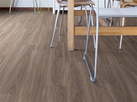 Howdens Walnut Laminate Flooring – Flooring Ideas