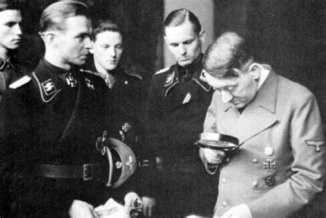 二战德国纳粹最帅军官是谁？二战军官颜值排名_奇象网