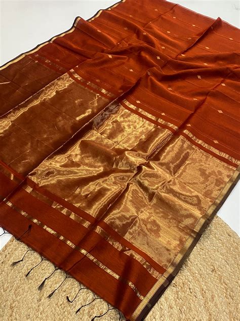 Dual Tone Maheshwari Silk Handloom Saree - Authentic & Trending ...