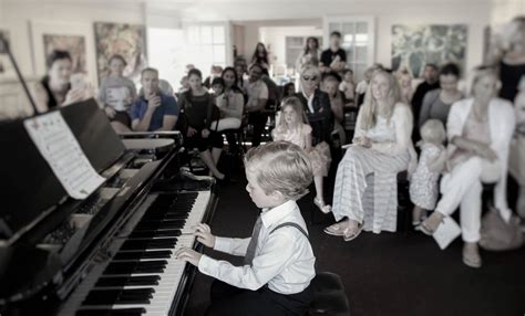 Kids Piano Lesson Vancouver | Dio Piano School