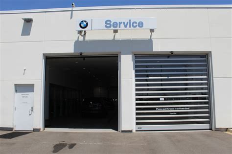 BMW & Luxury Used Car Dealer Farmington Hills, MI - BMW of Farmington Hills