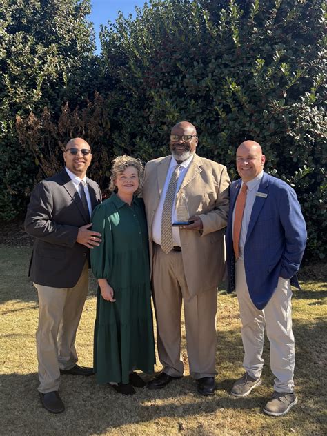 Coach William DeVane Named Hart County School District 2025 Pioneer in ...