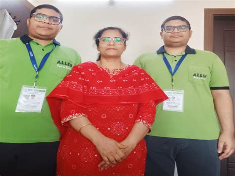 Kota Twins Score 99.99% in JEE Mains; Mother Doctor