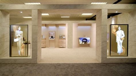 High-Tech TV 的图像结果