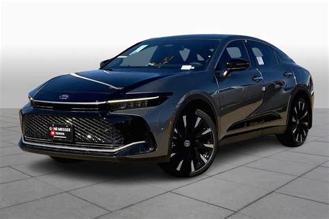 2024 Toyota Crown Platinum