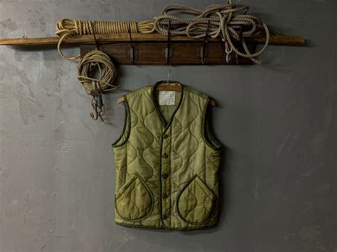 ohal / MEDIUM US ARMY Inner Quilting Vest ③ | ohal vintage&remake