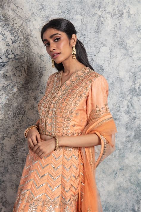 Peach heavy Embroidered Lehenga set – TheStylease.com