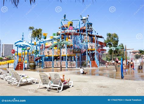 Boomer`s water park editorial stock image. Image of amusement - 175627924