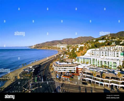 Pacific palisades california aerial hi-res stock photography and images ...