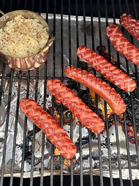 Smoked Hot Dogs & Kraut - An Affair from the Heart