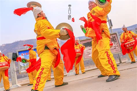 广东舞狮团队的锣鼓表演，打锣的孩子小小年纪，打得不赖,娱乐,魔术杂技,好看视频