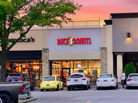 Dunkin' Has Great Donuts, But These 8 Alternatives Are Better