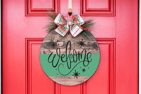 Round Christmas Signs to Craft - Porch Signs, Yard Flags