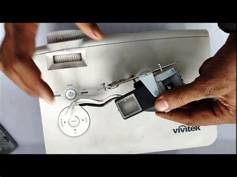 Vivitek Projector - Vivitek DX273 DLP Projector Trader - Retailer from ...