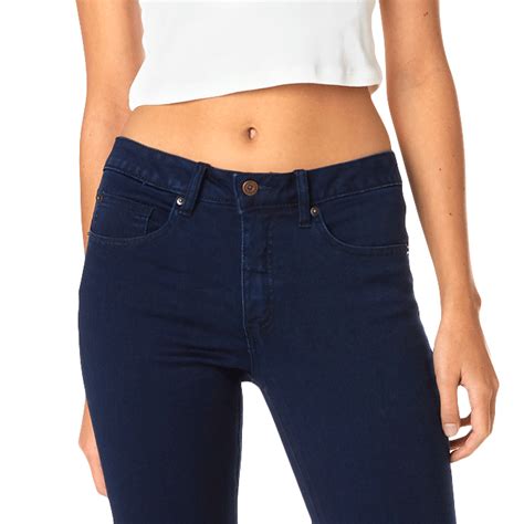 Women's Pants Size Chart & Fit Guide