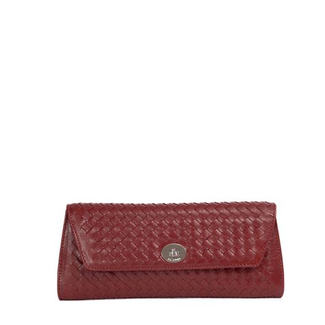 CACL 048 - CLUTCH - DEEP RED V1 – Calonge