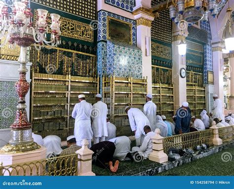 Image result for Prophet Muhammad Tomb