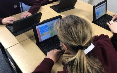 Classroom Lessons Delivered via OneNote 的图像结果