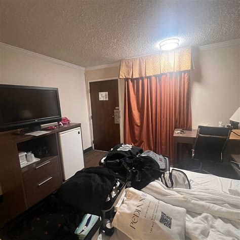 BEST WESTERN GALLERIA INN & SUITES - Prices & Hotel Reviews ...