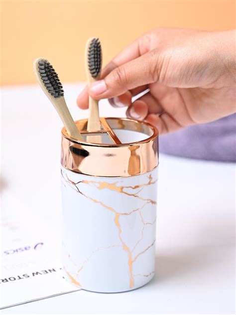 VON CASA Sleek Marble Toothbrush Holder – MARKET99