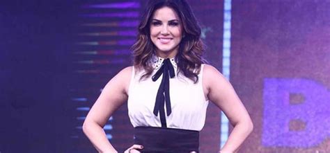 Sunny Leone Breaks Her Silence On That Cringeworthy Interview With Yet ...