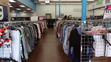 GOODWILL OF GREATER WASHINGTON RETAIL STORE - 9960 Main St, Fairfax VA ...