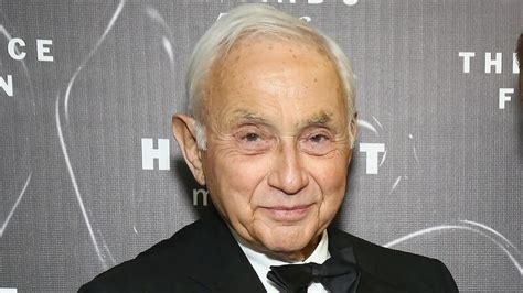 Leslie Wexner: Victoria’s Secret Billionaire Says Jeffrey Epstein ...