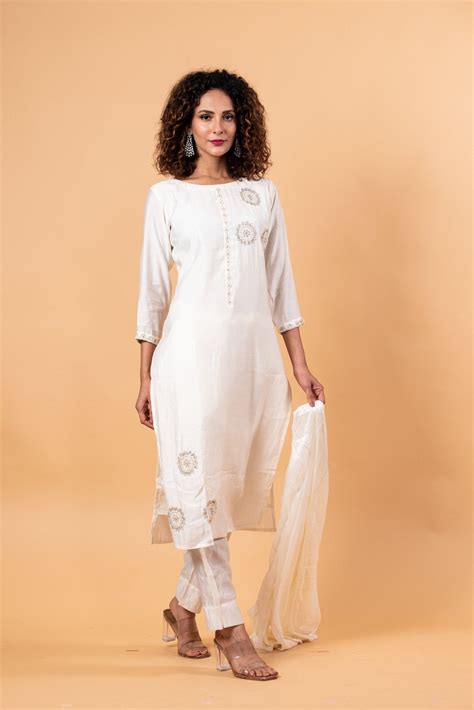 Women Ethnic Motifs Silk Ethereal Embroidery Kurta Set with Dupatta ...