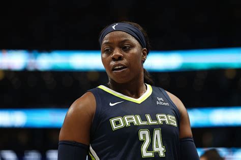 Dallas Wings Injury Report: Nightmare deepens as Arike Ogunbowale ...