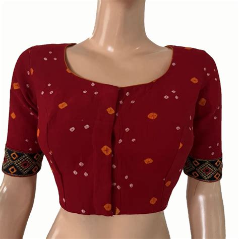 Bandhani Tie-Dye Round neck Blouse with Lining & Embroided lace border ...