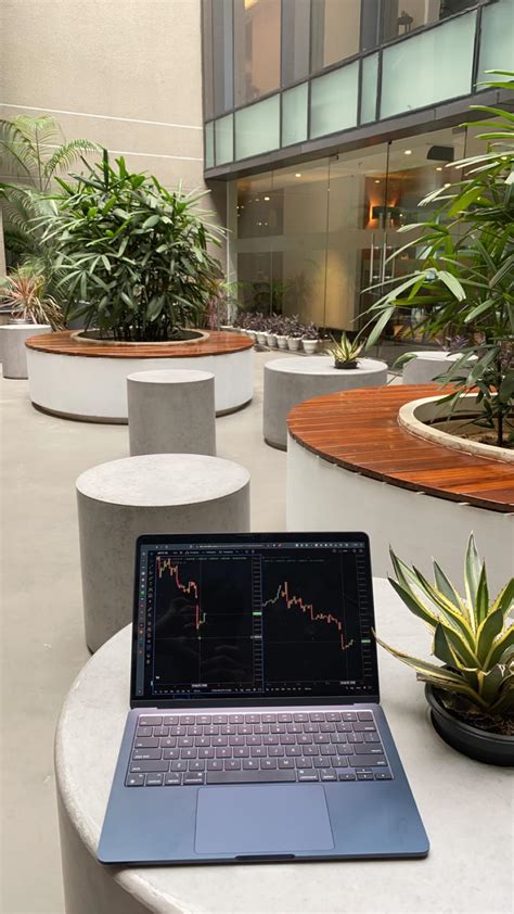 First MacBook 的图像结果