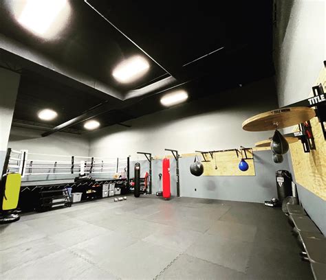 Boxing Center 的图像结果