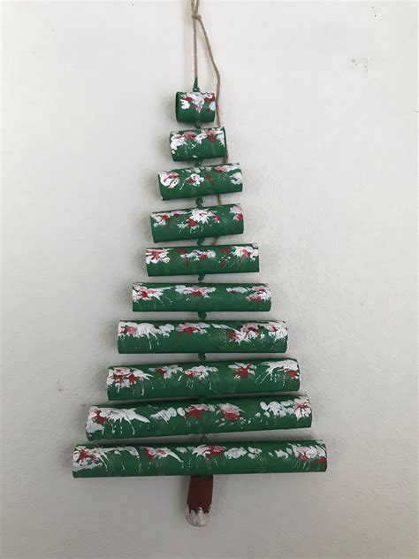 cardboard tubes craft | Christmas crafts, Cardboard tube crafts, Memory ...