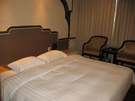 FIRST PLAZA HOTEL (Central District) - Motel Reviews & Photos - Tripadvisor