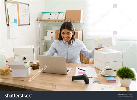 Extremely Happy Business Owner 的图像结果