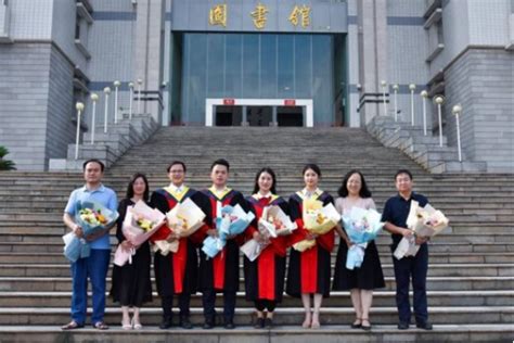 杭枫湘潭毕业照拍摄（三十八）湖南国防工业职业技术学院 - 知乎