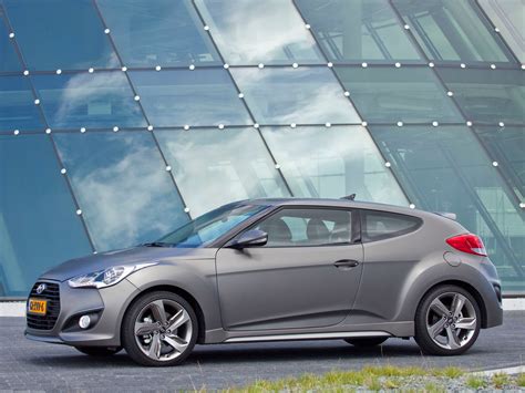 Pictures of Hyundai Veloster Turbo 2012 (2048x1536)