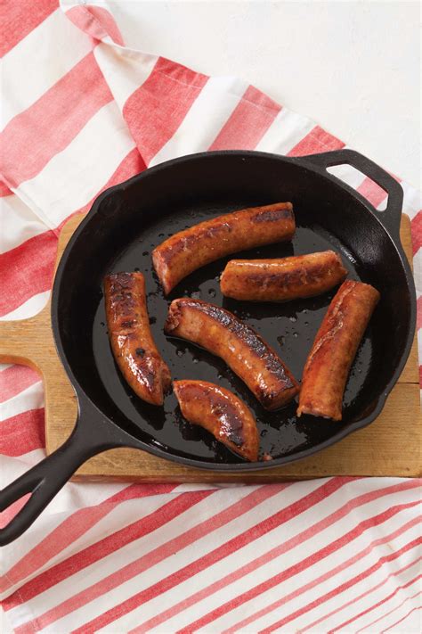 Cast-Iron Skillet Conecuh Sausage - Conecuh Sausage