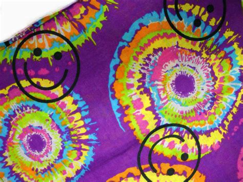 PURPLE HIPPIE SMILEY FACE TIE DYE ROUNDS YELLOW ORANGE PINK & LIME ...