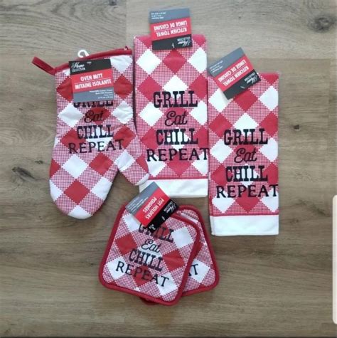 T.J.Maxx Soldier Kitchen Towels | Mercari