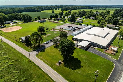 Sycamore High School in Pleasant View, TN - Homes.com