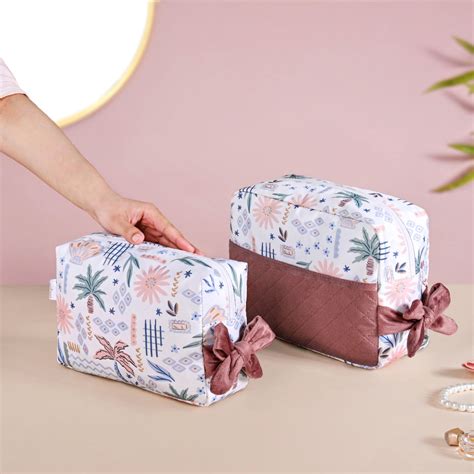 Topical Travel Toiletry Kit Bag Set Of 2 Online - Premium Makeup ...